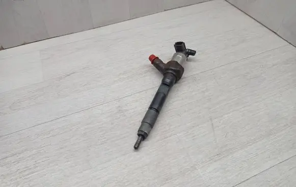 Mazda 6 Fuel injector R2AA13H50 13H50