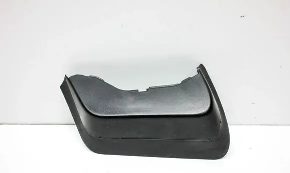 Rear/tail light trim molding