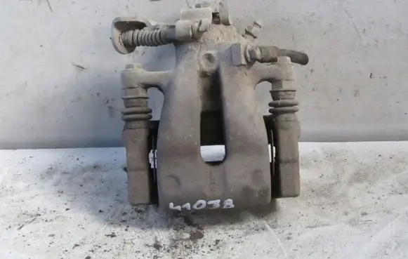 Opel Astra H Rear brake caliper