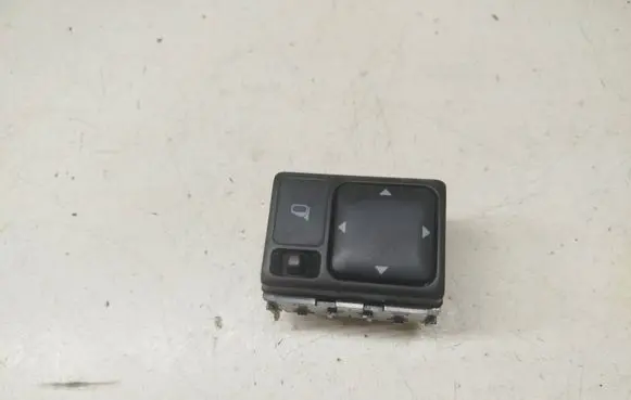 Nissan Navara D40 Wing mirror switch 