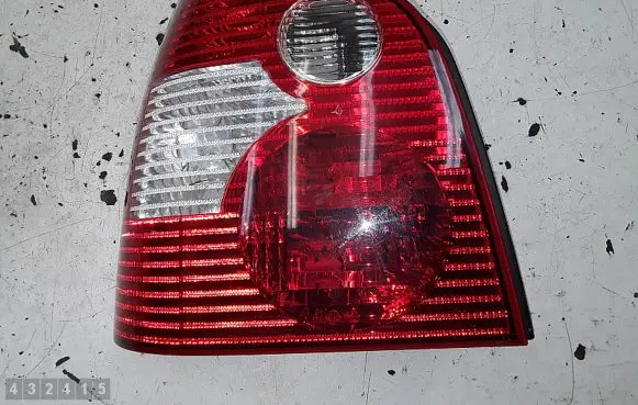 Volkswagen Polo Rear/tail lights 11a172b