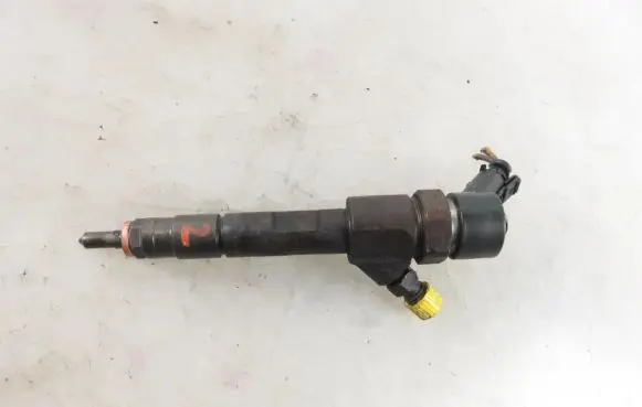 Nissan Primera Fuel injector 8200100272 0445110110B