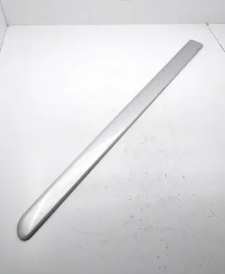 Opel Zafira B Front door trim (molding) 13137772