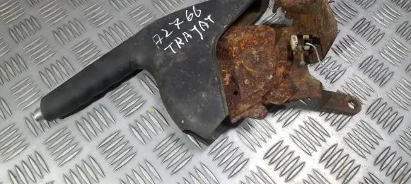 Hyundai Trajet Handbrake/parking brake lever assembly