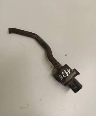 Volkswagen PASSAT B6 Vacuum valve 42115912 058133459