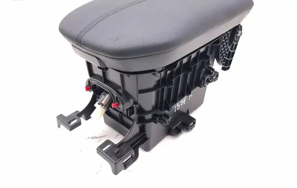 Toyota RAV 4 (XA50) Armrest 5891342010