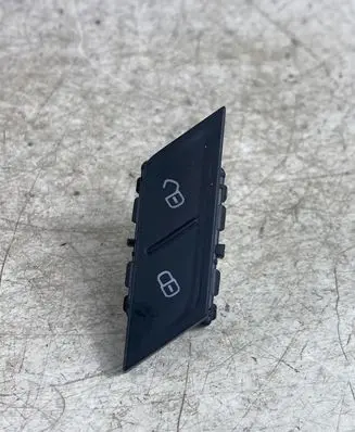 Volkswagen PASSAT B8 Central locking switch button 3G0962125A