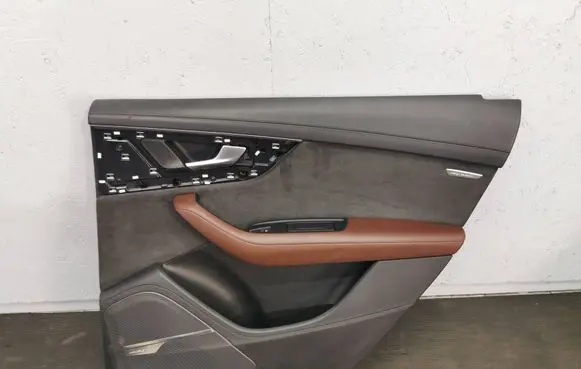 Audi Q7 4M Door card panel trim set 4M.4