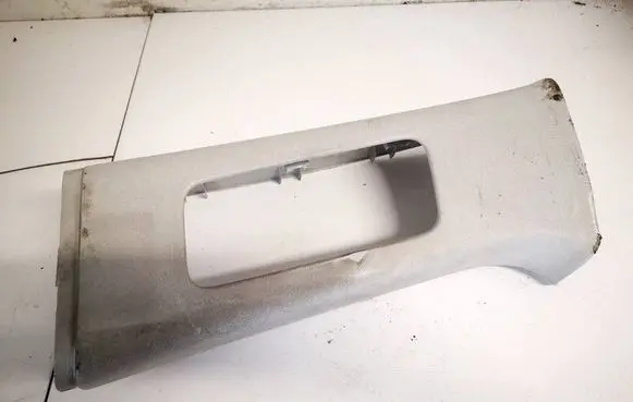 Volkswagen Polo IV 9N3 (B) pillar trim (top) 6q3867243b