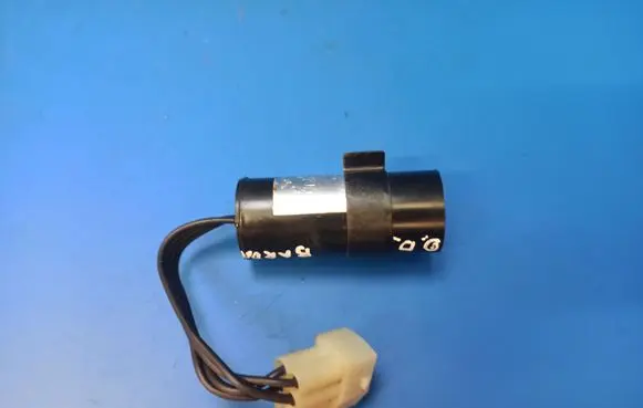Jaguar XJS Coolant temperature sensor RKC5259