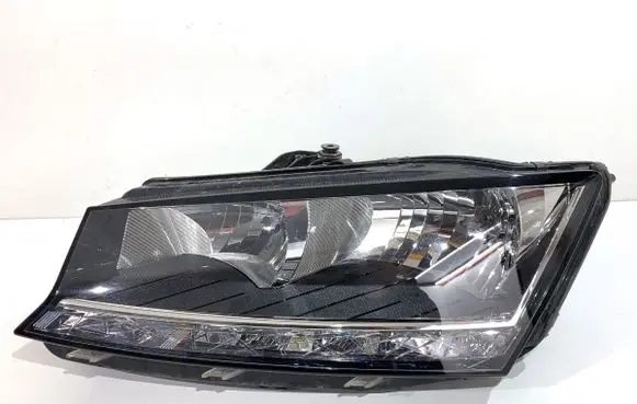 Skoda Fabia Mk3 (NJ) Headlight/headlamp 6V1941015D
