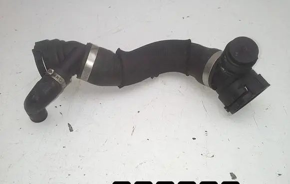 BMW X5 E70 Air intake hose/pipe # 3000td 7798495-02