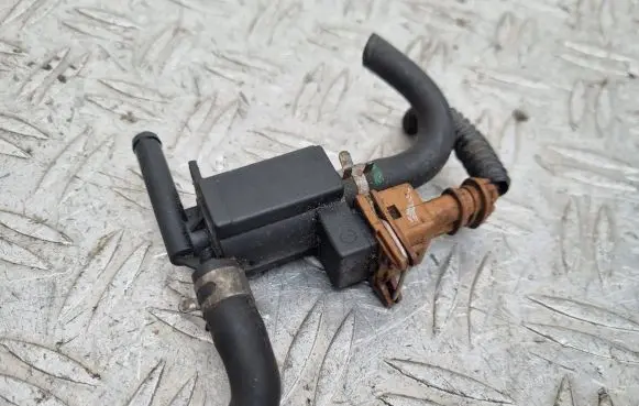 Renault Scenic III - Grand scenic III Turbo solenoid valve 8200603558 70134300