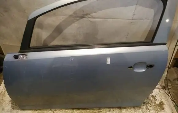 Opel Corsa D Front door MELYNOS