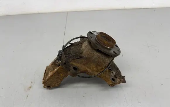 Peugeot Boxer Front wheel hub 