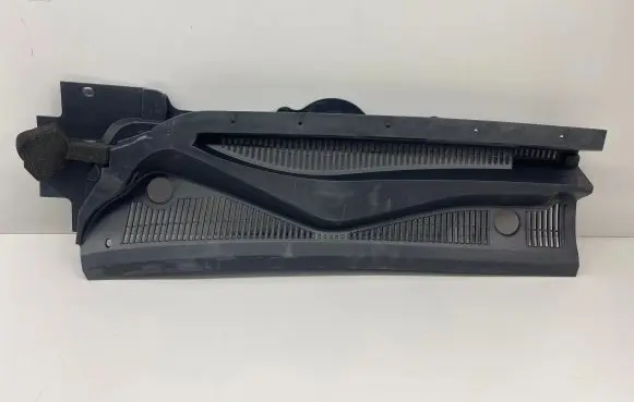 Ford Ranger Wiper trim AB392102223DB