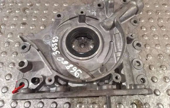 Citroen Berlingo Oil pump S25062181 9686038880
