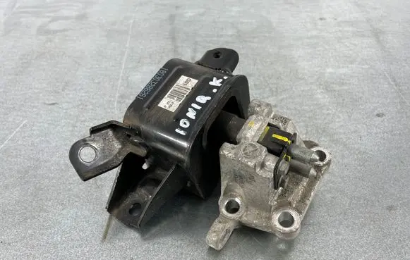 Hyundai Ioniq Gearbox mount 21830G2000