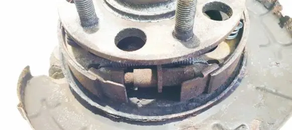 Hyundai i30 Handbrake/parking brake pads 