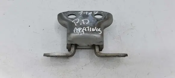 Toyota Prius (XW20) Front door lower hinge NOCODE