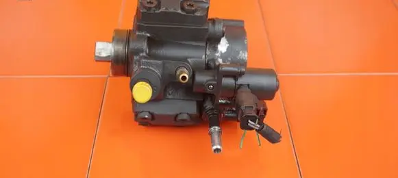 Peugeot Boxer Fuel injection high pressure pump BK2Q9B395CA 4HH 17MB9