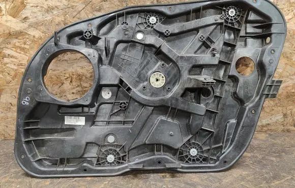 Hyundai i40 Front window lifting mechanism without motor 813203Z020 824803ZXXX