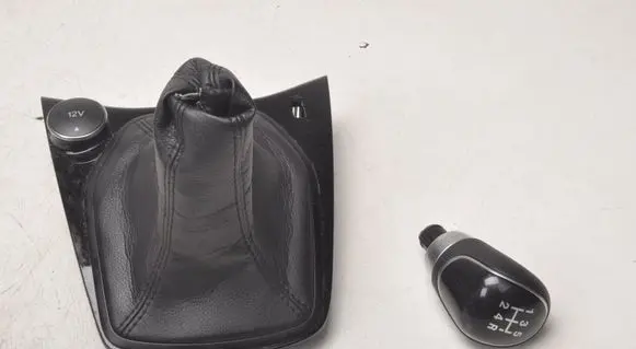 Ford Fiesta Gear shifter/selector 