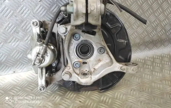 Volkswagen Touran III Front wheel hub spindle knuckle 5QA412021CL