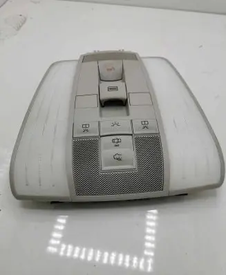Mercedes-Benz E W212 Front seat light A2129006124 A0009012503 A2129027506