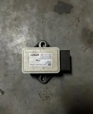 Mercedes-Benz Sprinter W906 ESP acceleration yaw rate sensor 0265005628