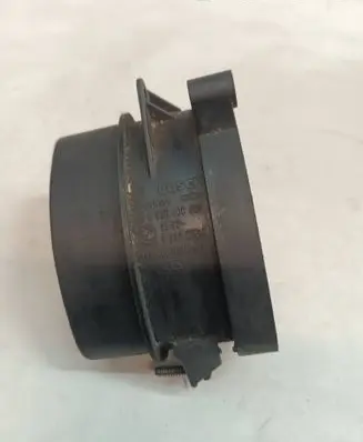 BMW 5 E39 Mass air flow meter 77870760