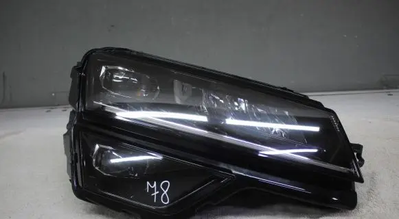 Skoda Karoq Headlight/headlamp 57B941016D