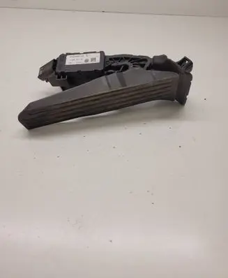 Volkswagen PASSAT B6 Accelerator throttle pedal 1K1721503L 6PV00860000