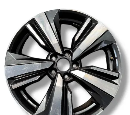 Nissan X-Trail T32 R19 alloy rim MA136RJ3A