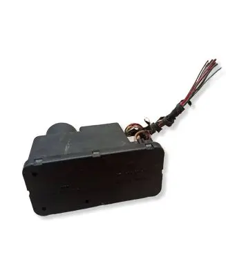 Audi A4 S4 B5 8D Central locking vacuum pump 4A0862257C