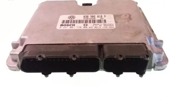 Volkswagen PASSAT B5 Engine control unit/module 038906018P