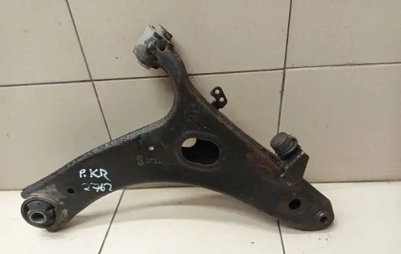 Subaru Forester SH Front lower control arm/wishbone
