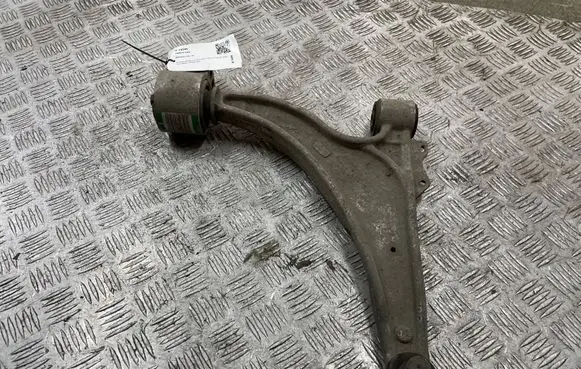 Opel Astra J Front lower control arm/wishbone