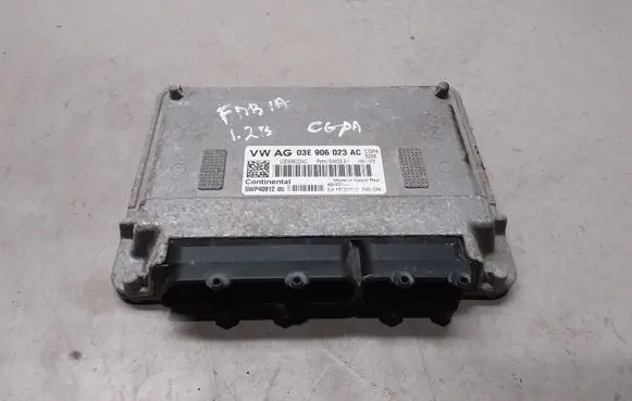 Skoda Fabia Mk2 (5J) Engine control unit/module 03E906023AC 5WP4091205