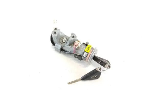 Subaru Legacy Ignition lock 88215AG000 X1T25971