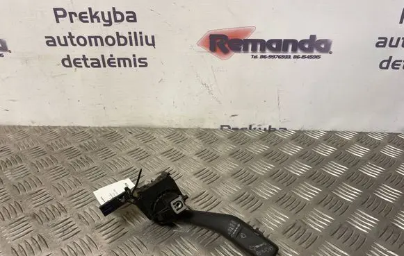 Volkswagen Caddy Wiper control stalk 1K0953519H