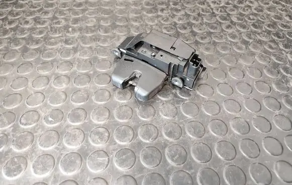 Citroen C4 II Tailgate/trunk/boot lock/catch/latch 9684648680