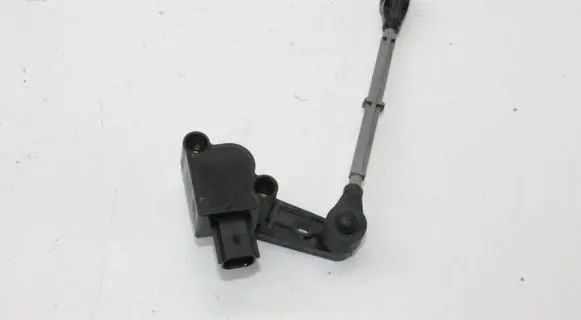 Ford Kuga III Air suspension front height level sensor 