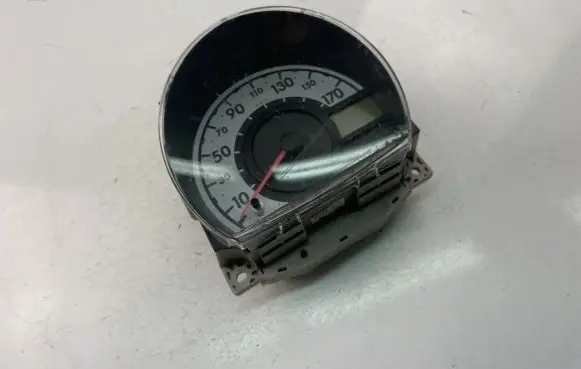 Toyota Aygo AB10 Speedometer (instrument cluster) 838000H133