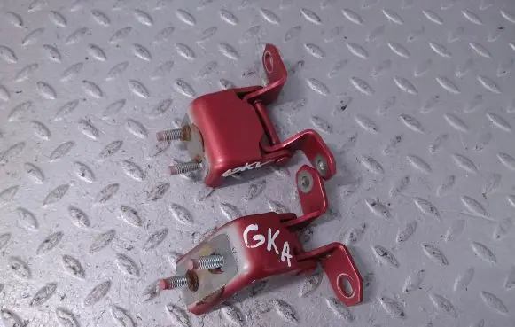 Rear door hinge set