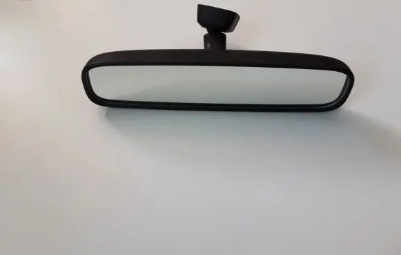 Mitsubishi Outlander Rear view mirror (interior) E4022197