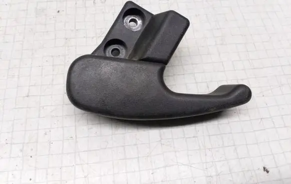 Skoda Octavia Mk1 (1U) Engine bonnet (hood) release handle 1H1823533