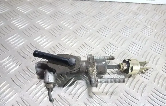 Clutch slave cylinder