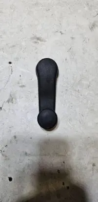 Skoda Octavia Mk2 (1Z) Front door window winding handle 1H0837581D