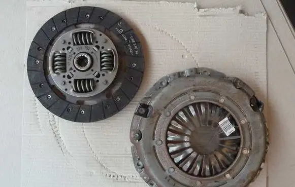 Renault Trafic II (X83) Clutch set kit 8200828444T